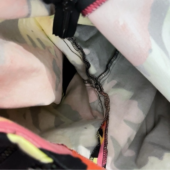 Cache Tropical Floral Print 90s Y2K Sporty Mini Skort Women’s Size 4 - Picture 8 of 8